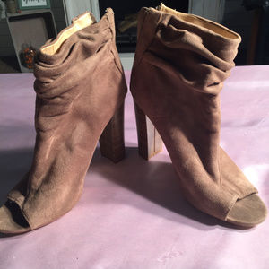 Beautiful Windsor booties